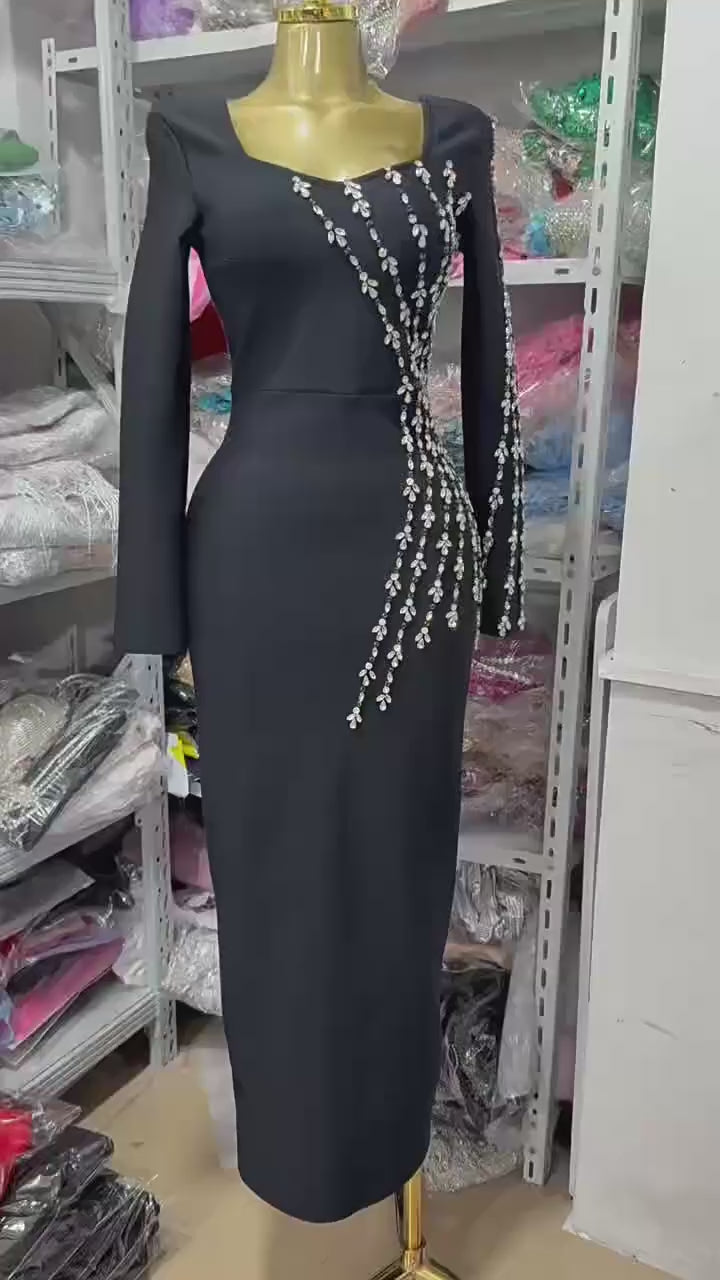 Deep square Neck Long sleeve Modern Muse
