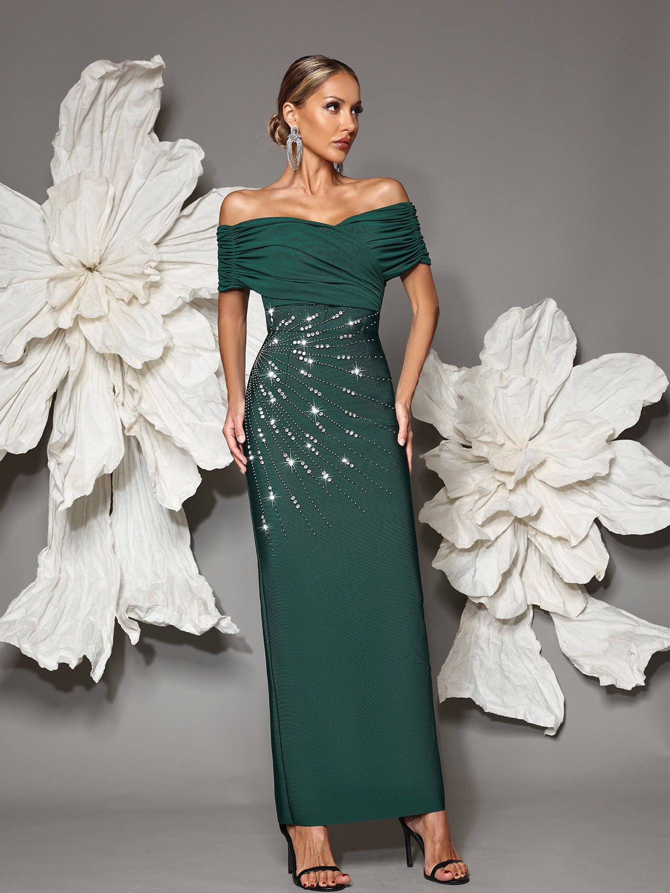 Crystal-Encrusted Sweetheart Bandage Dress