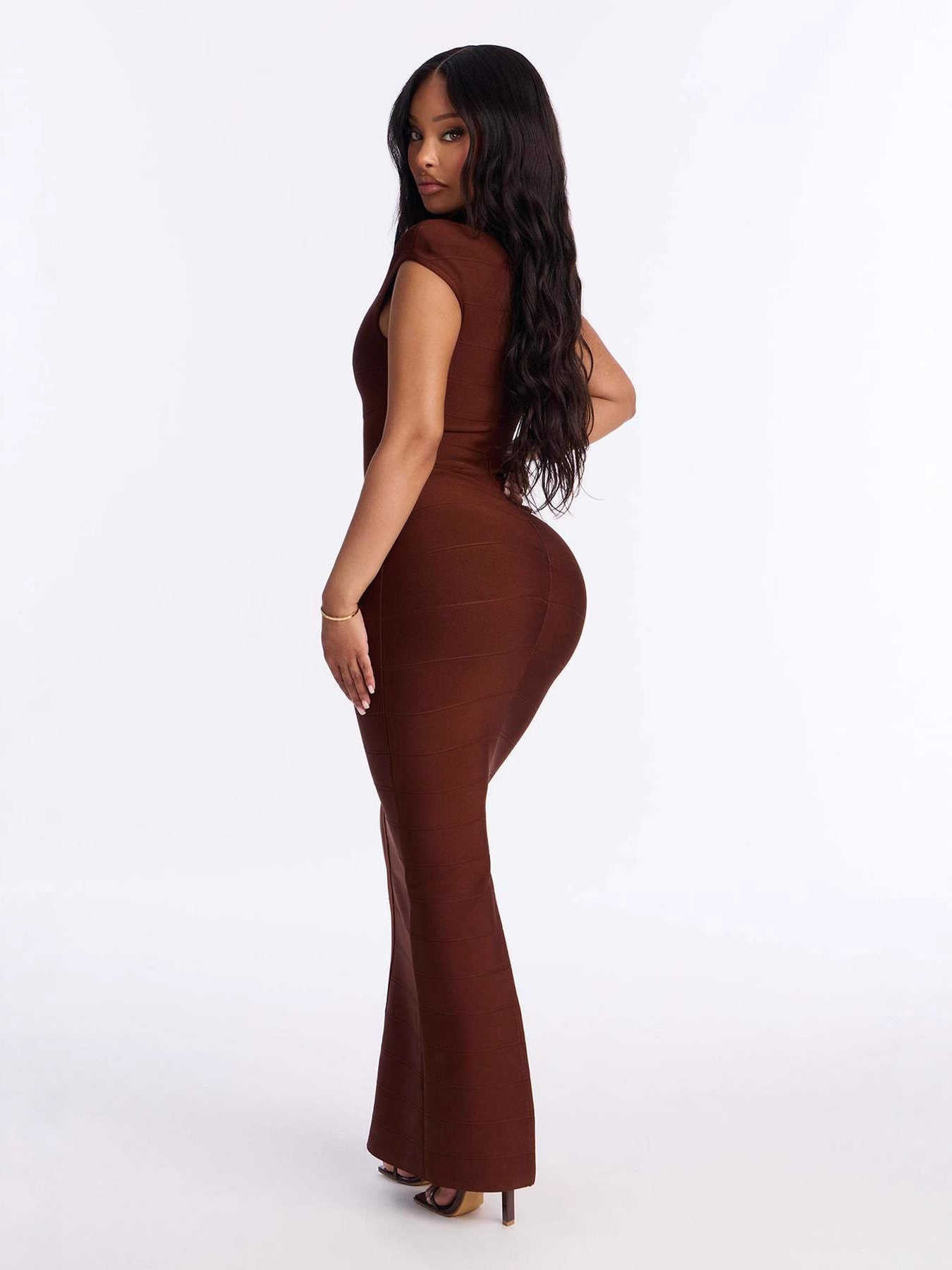 THE HILDA PREMIERE VOGUE — Signature Sculpting Bandage Dress in Magenta
