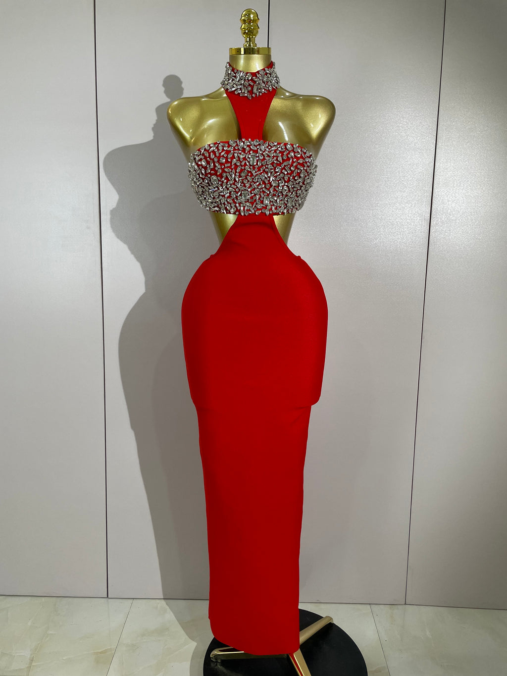THE HOURGLASS
