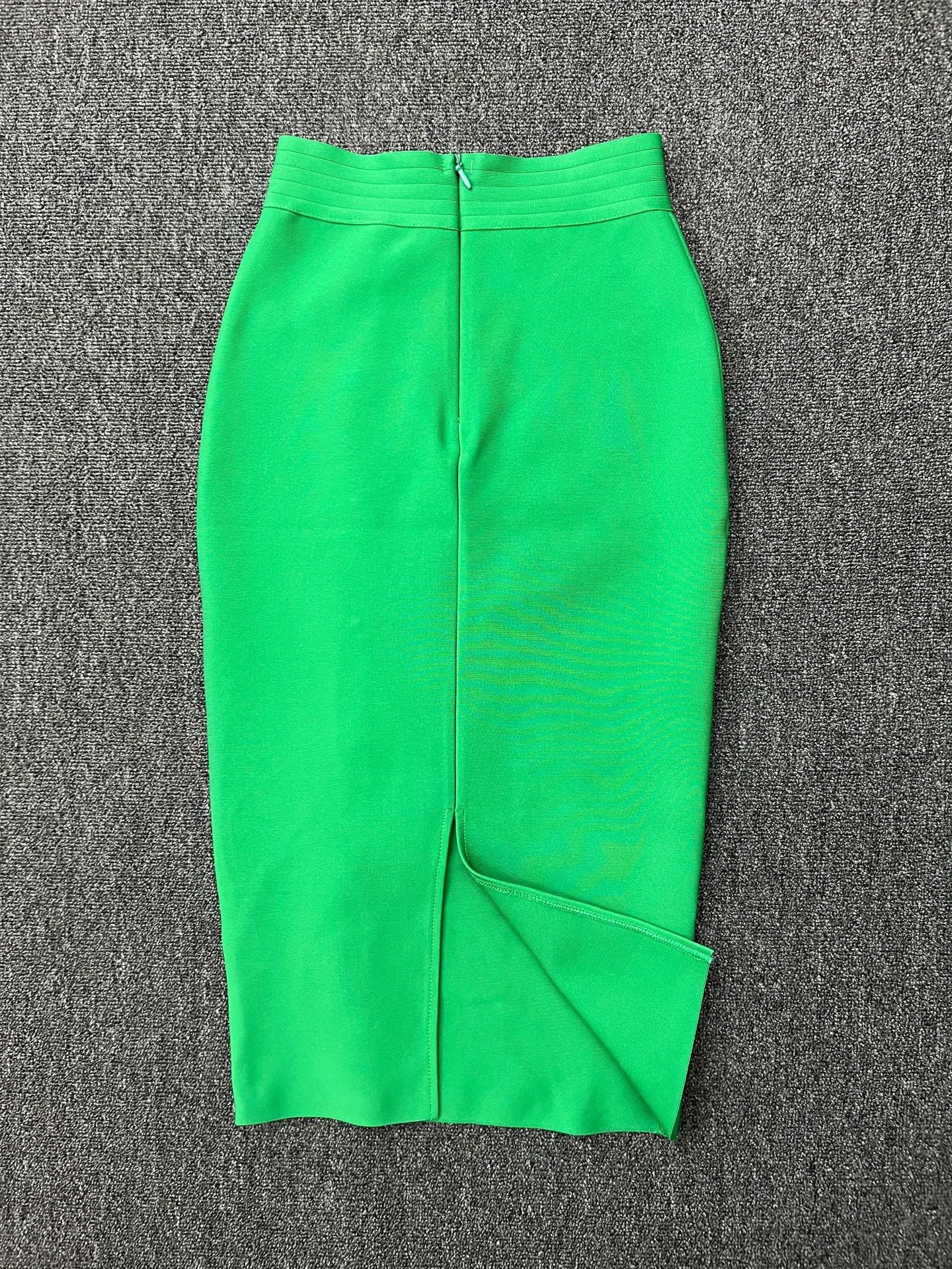 Curve-enhancing fashion