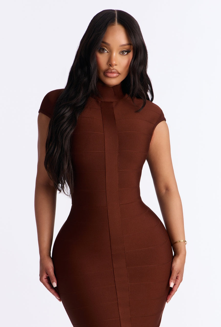 THE HILDA PREMIERE VOGUE — Signature Sculpting Bandage Dress in Magenta