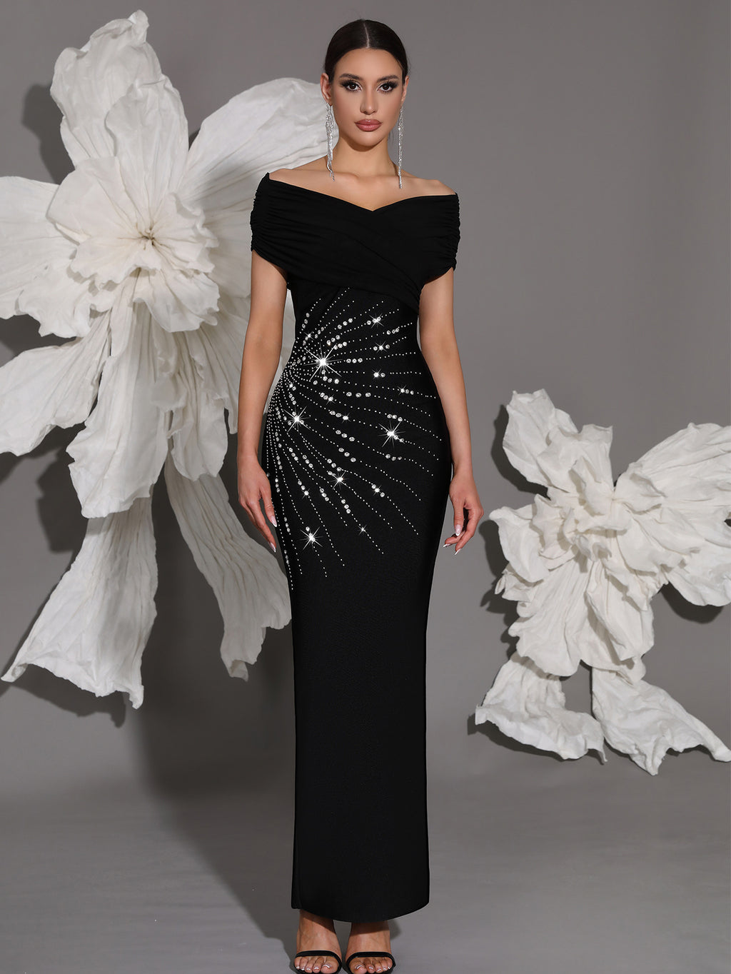 Crystal-Encrusted Sweetheart Bandage Dress