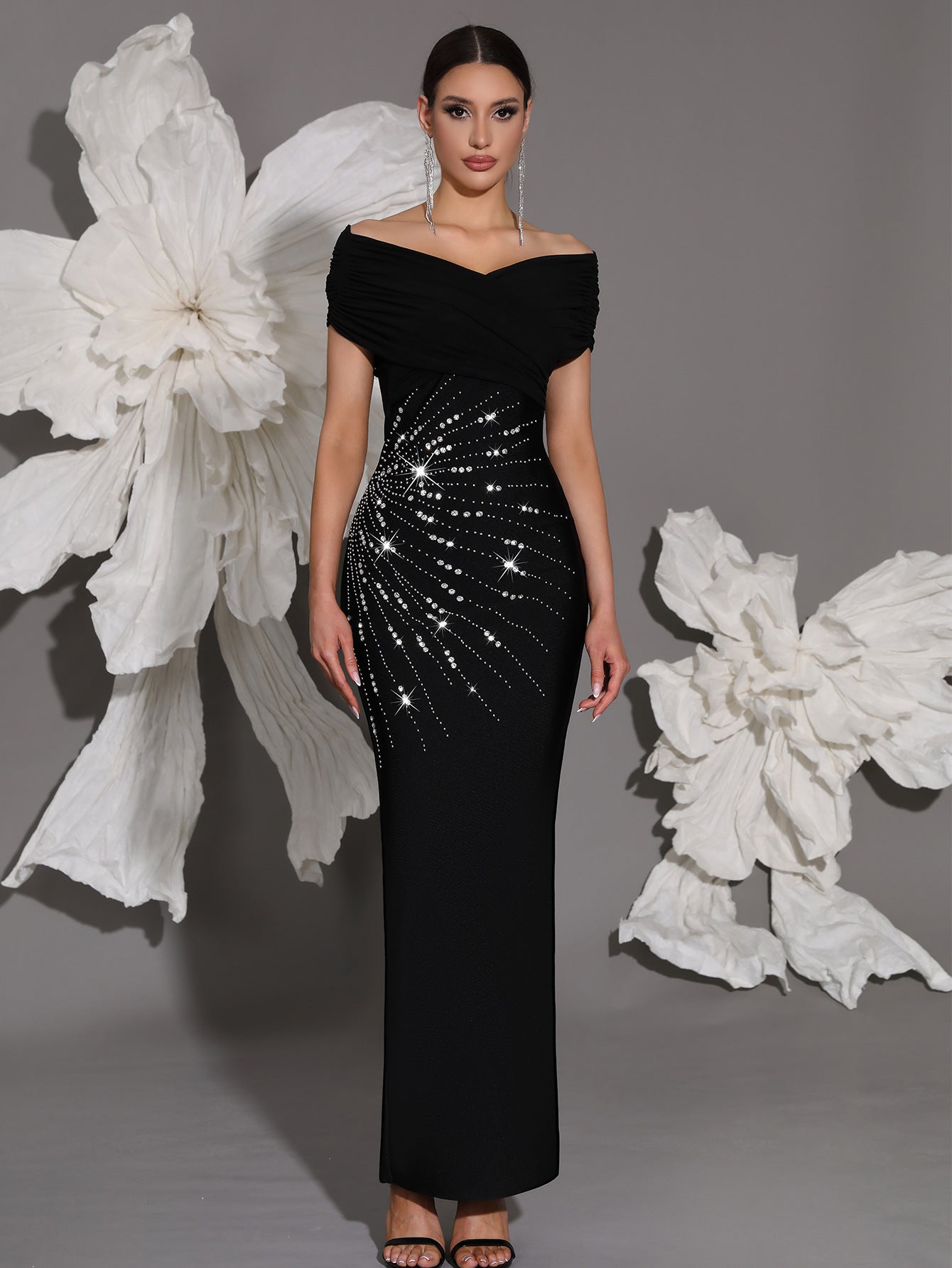 Crystal-Encrusted Sweetheart Bandage Dress