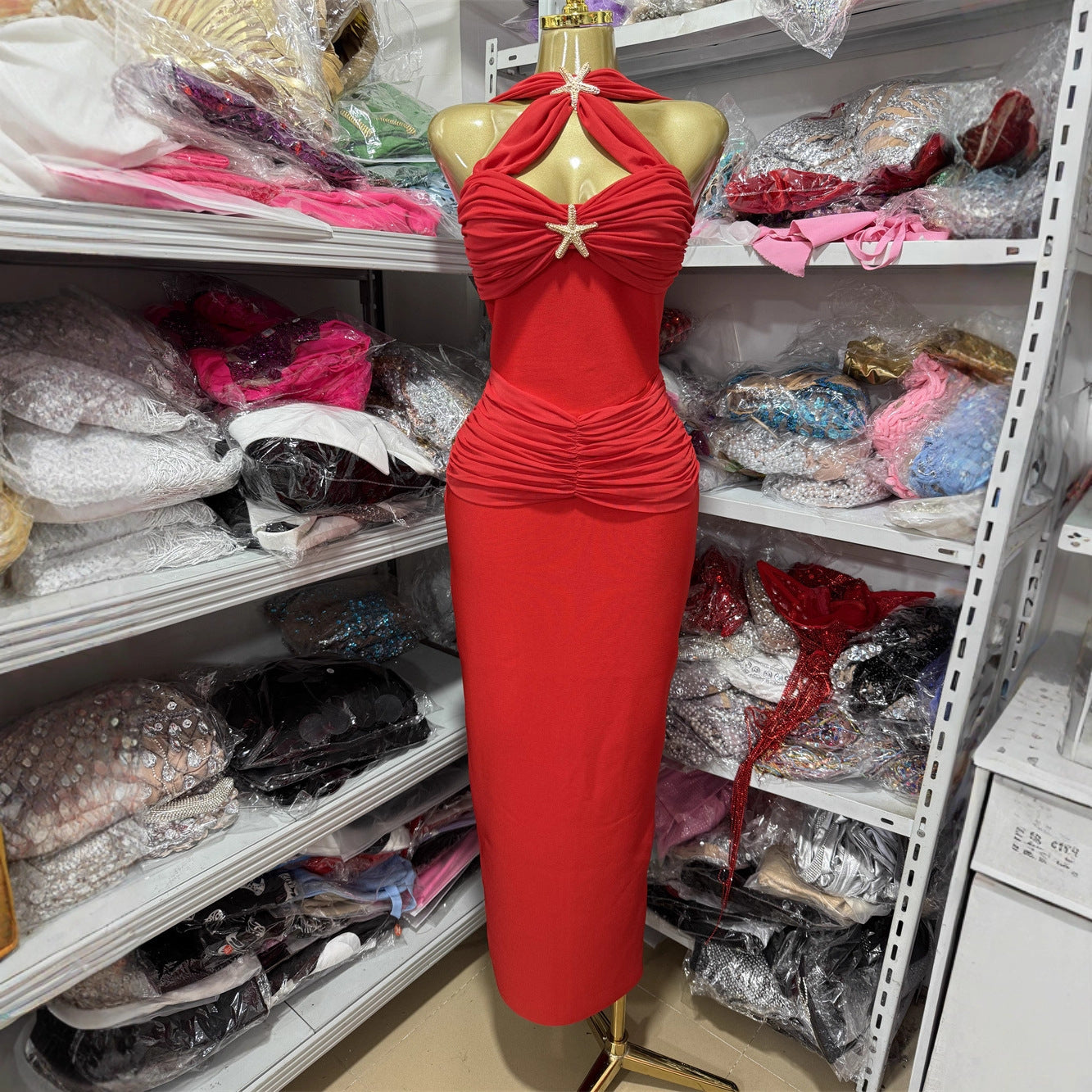 Halterneck Dress, Tight and Sexy Starfish Hip-Hugging Fashionable Long Gown