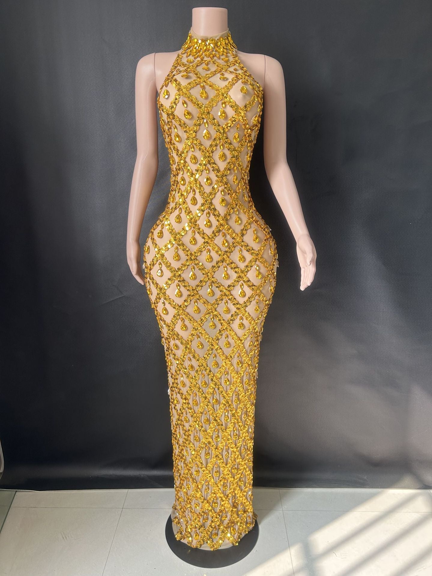 The Scarlet Sovereign Silhouette Series