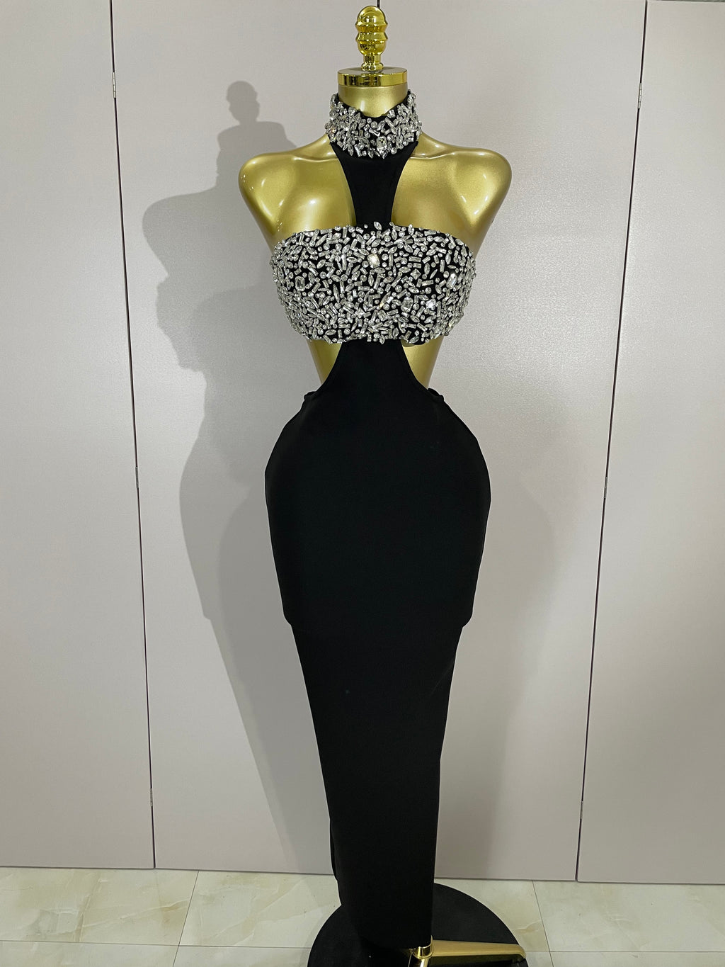 THE HOURGLASS